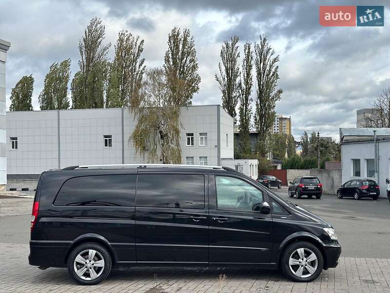 Мінівен Mercedes-Benz Viano 2012 в Києві