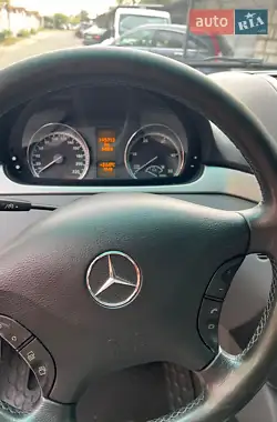 Mercedes-Benz Viano 2009