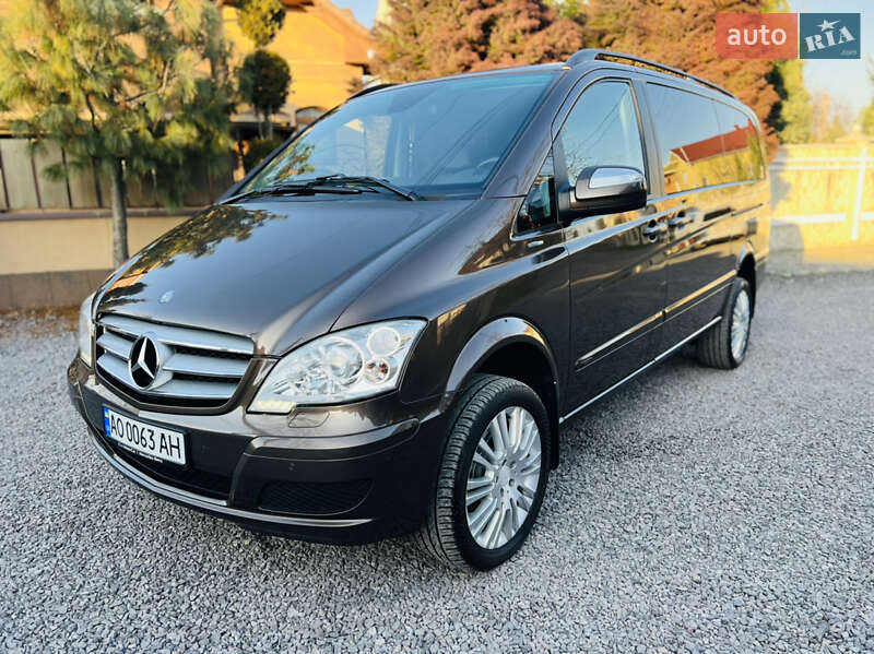 Mercedes-Benz Viano 2011