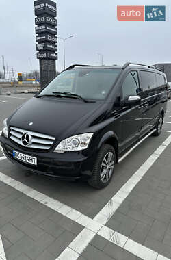 Мінівен Mercedes-Benz Viano 2013 в Цумані