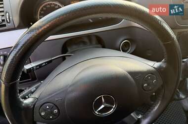 Мінівен Mercedes-Benz Viano 2011 в 