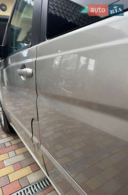 Минивэн Mercedes-Benz Viano 2008 в 