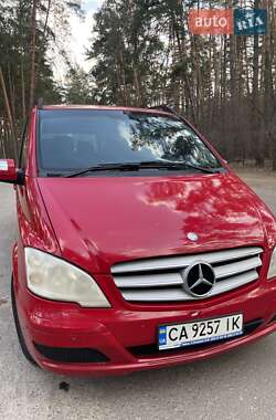 Минивэн Mercedes-Benz Viano 2012 в 