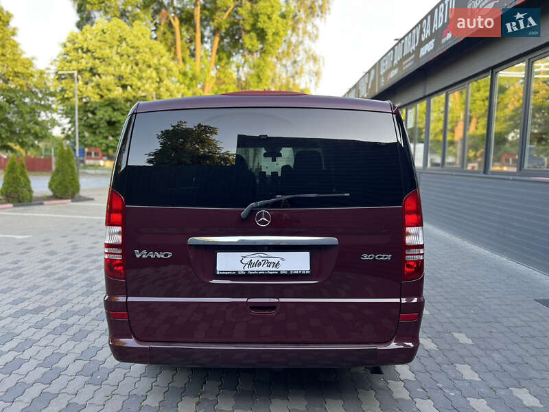 Мінівен Mercedes-Benz Viano 2010 в Чернівцях