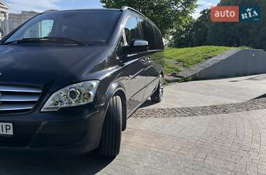 Мінівен Mercedes-Benz Viano 2013 в 