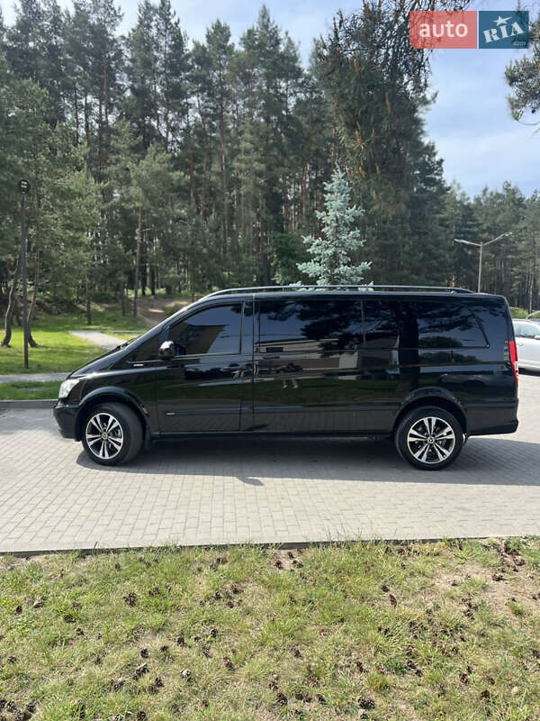 Мінівен Mercedes-Benz Viano 2011 в Львові