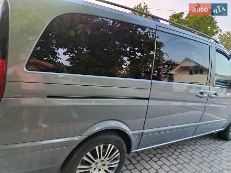 Минивэн Mercedes-Benz Viano 2012 в Косове