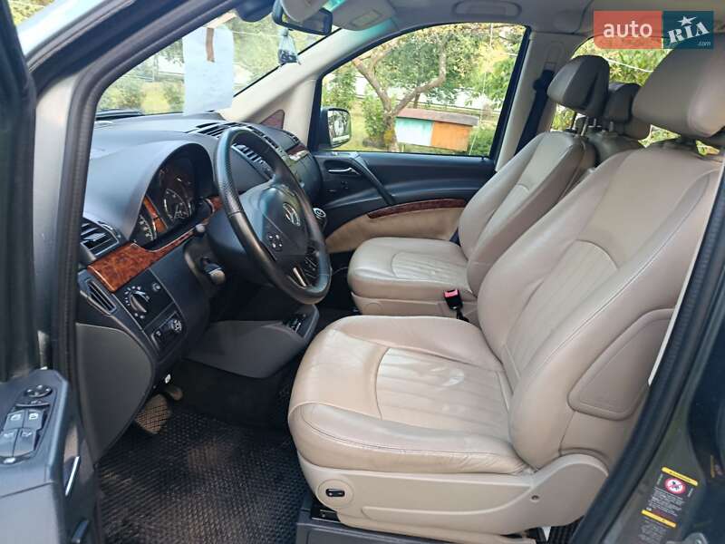 Минивэн Mercedes-Benz Viano 2012 в Косове