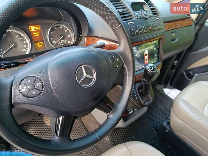 Минивэн Mercedes-Benz Viano 2012 в Косове