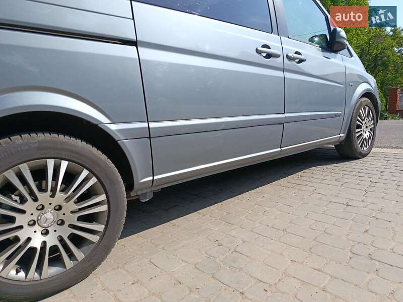 Минивэн Mercedes-Benz Viano 2012 в Косове