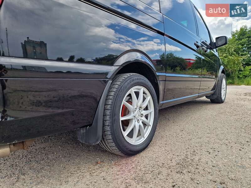 Мінівен Mercedes-Benz Viano 2010 в Рівному