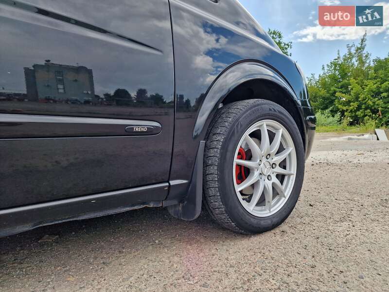 Мінівен Mercedes-Benz Viano 2010 в Рівному