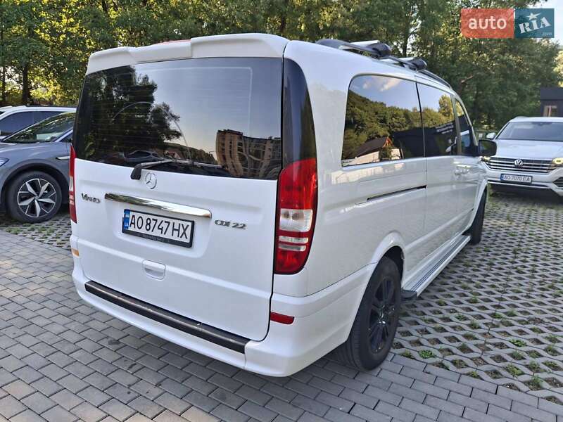 Мінівен Mercedes-Benz Viano 2011 в Сваляві