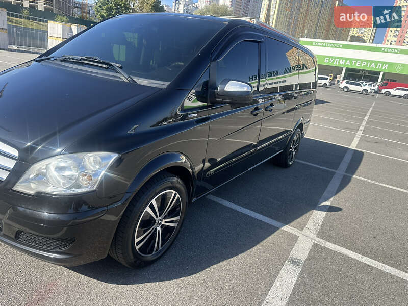 Mercedes-Benz Viano 2012