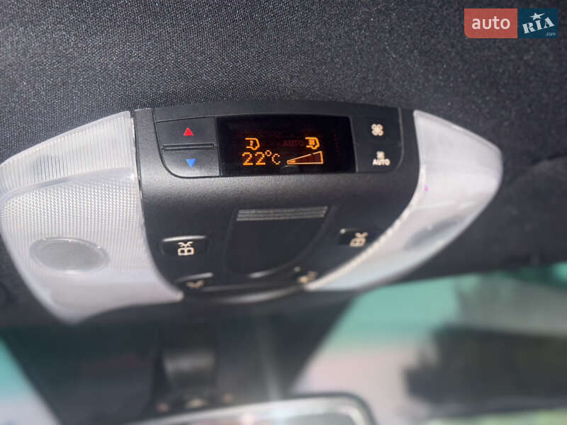 Мінівен Mercedes-Benz Viano 2014 в Львові фото 22 Мінівен Mercedes-Benz Viano 2014 в Львові