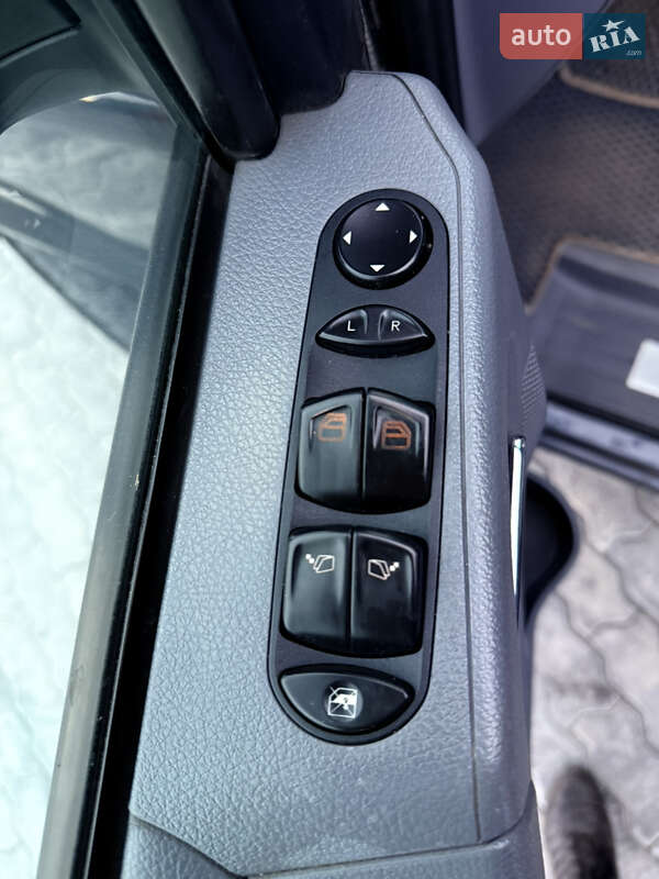 Минивэн Mercedes-Benz Viano 2006 в Черновцах