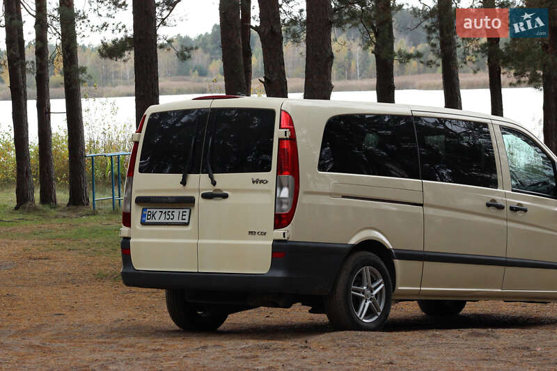 Минивэн Mercedes-Benz Viano 2011 в Рокитном