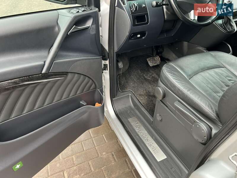 Минивэн Mercedes-Benz Viano 2012 в Городенке фото 19 Минивэн Mercedes-Benz Viano 2012 в Городенке