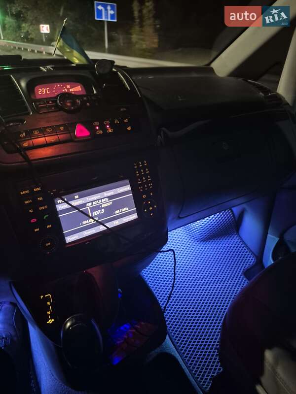 Минивэн Mercedes-Benz Viano 2006 в Киеве