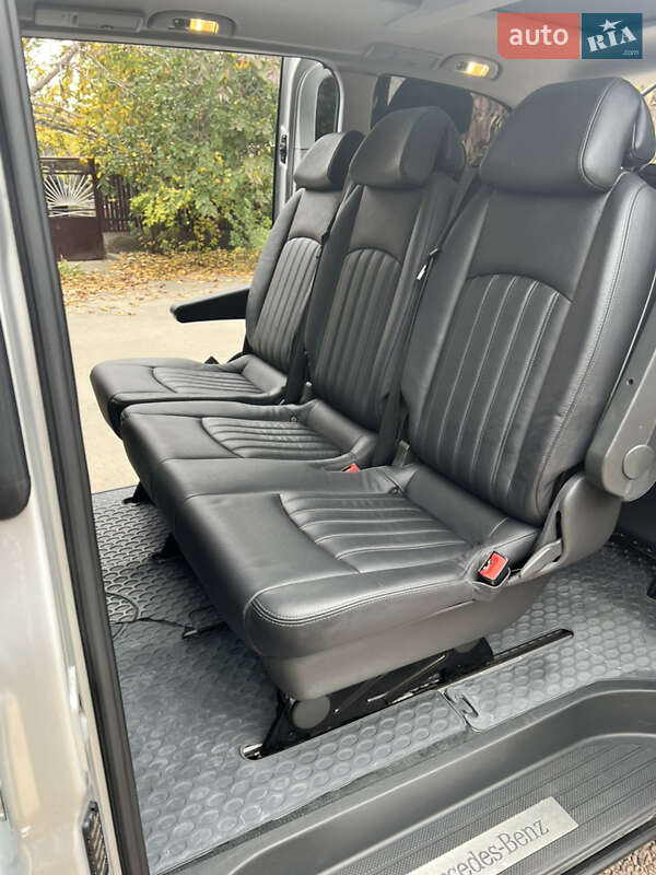Мінівен Mercedes-Benz Viano 2013 в Одесі