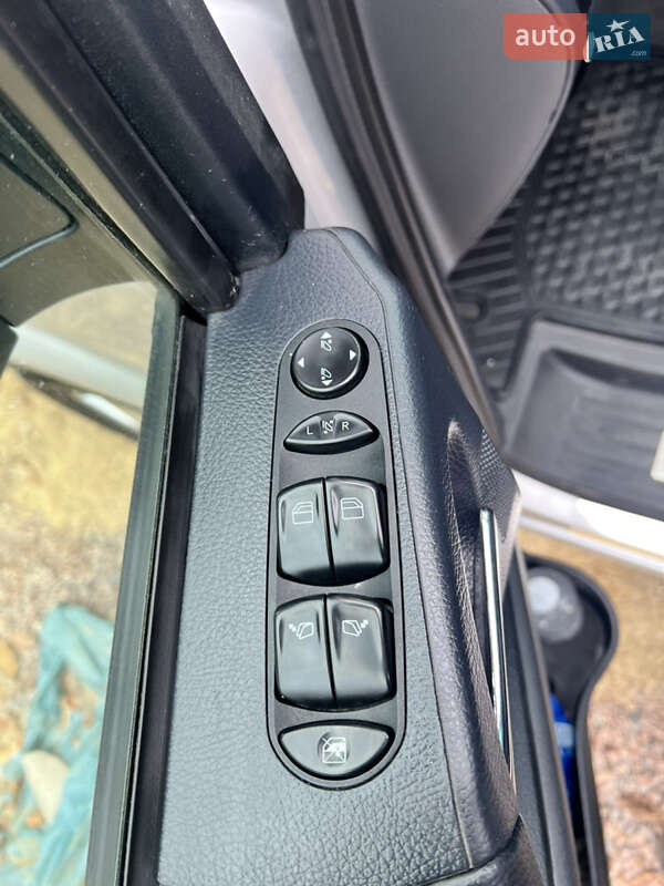 Мінівен Mercedes-Benz Viano 2013 в Одесі