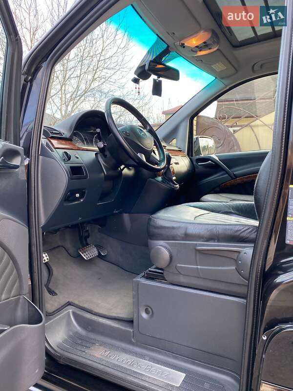 Минивэн Mercedes-Benz Viano 2012 в Хмельницком