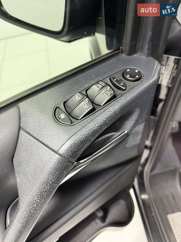 Минивэн Mercedes-Benz Viano 2009 в Одессе фото 26 Минивэн Mercedes-Benz Viano 2009 в Одессе