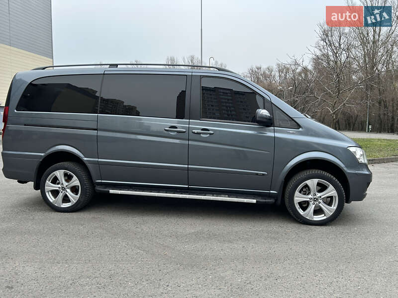 Минивэн Mercedes-Benz Viano 2012 в Сумах