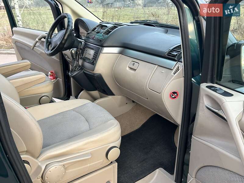Мінівен Mercedes-Benz Viano 2009 в Долині