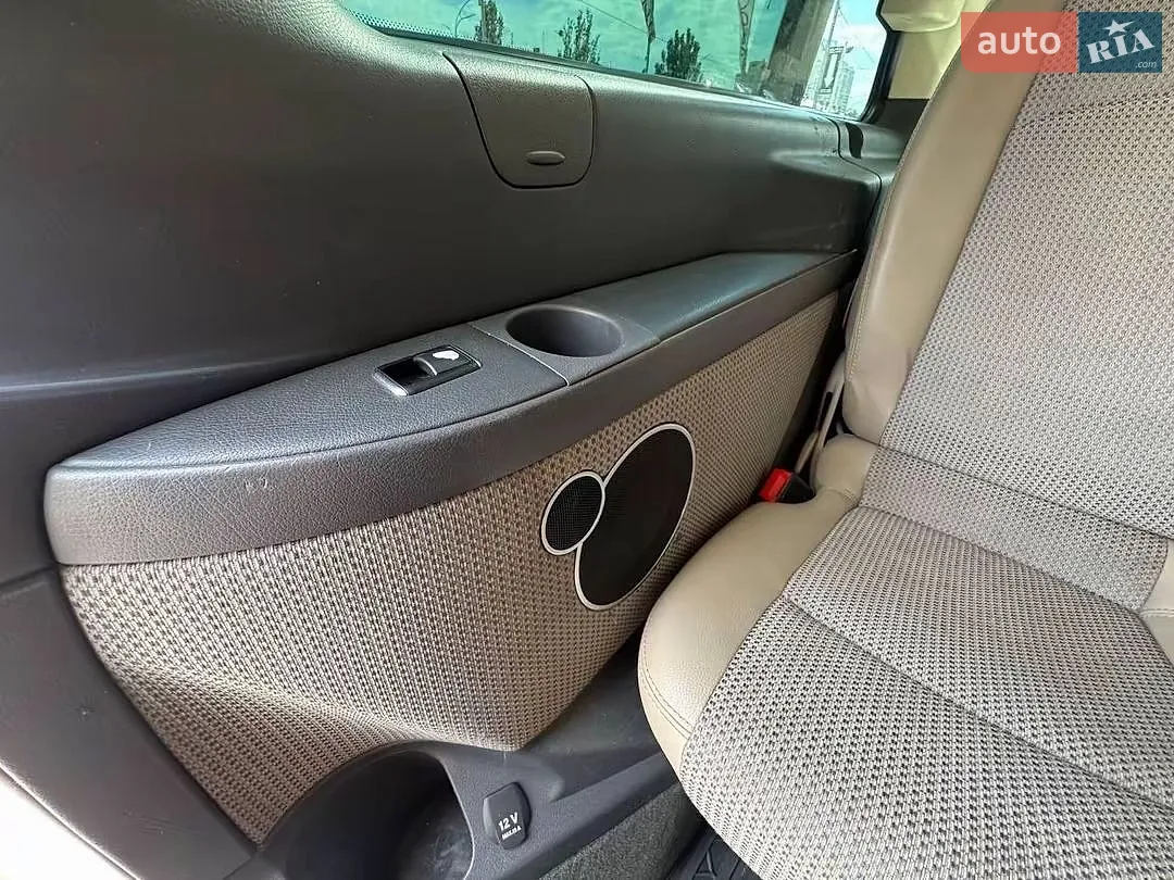 2011 Mercedes-Benz Viano - мініатюра 27