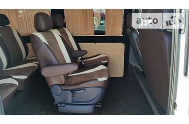 Грузопассажирский фургон Mercedes-Benz Vito 2005 в Черновцах