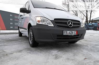 Грузопассажирский фургон Mercedes-Benz Vito 2014 в Черновцах