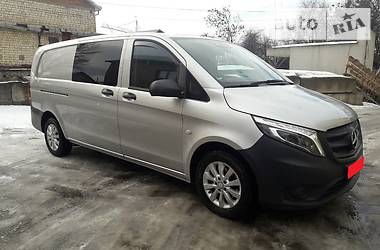 Грузопассажирский фургон Mercedes-Benz Vito 2015 в Черновцах