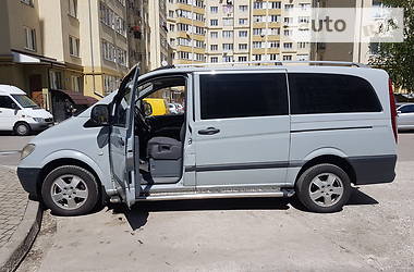 Грузопассажирский фургон Mercedes-Benz Vito 2004 в Ивано-Франковске