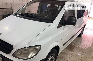 Грузопассажирский фургон Mercedes-Benz Vito 2004 в Львове