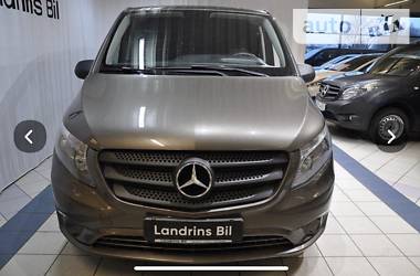 Вантажопасажирський фургон Mercedes-Benz Vito 2016 в 