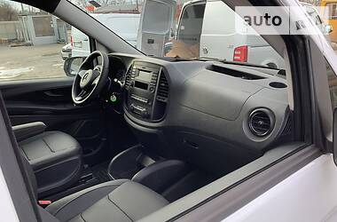 Вантажопасажирський фургон Mercedes-Benz Vito 2016 в 
