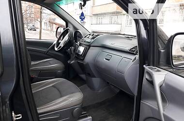 Вантажопасажирський фургон Mercedes-Benz Vito 2006 в Сумах