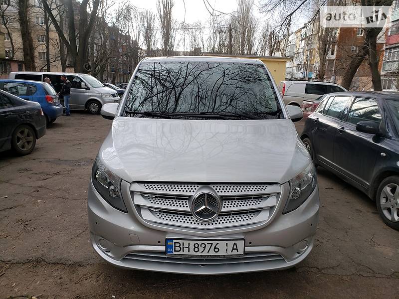 Вантажопасажирський фургон Mercedes-Benz Vito 2016 в Одесі