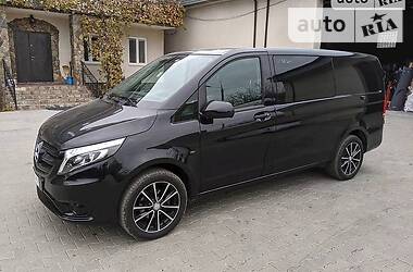 Вантажопасажирський фургон Mercedes-Benz Vito 2016 в Чернівцях