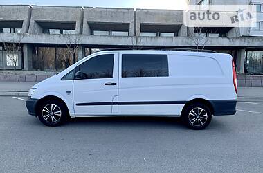 Вантажопасажирський фургон Mercedes-Benz Vito 2013 в 
