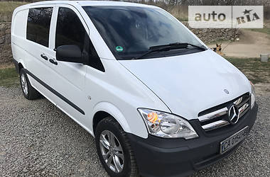 Вантажопасажирський фургон Mercedes-Benz Vito 2011 в 