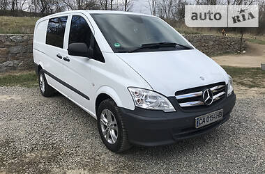 Вантажопасажирський фургон Mercedes-Benz Vito 2011 в 