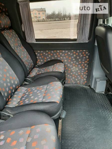 Вантажопасажирський фургон Mercedes-Benz Vito 2006 в Ладижині