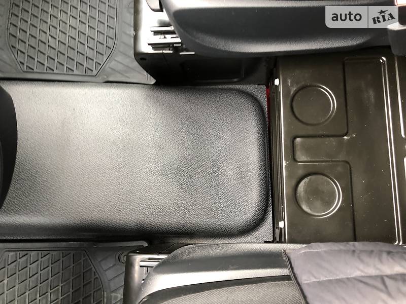 Вантажопасажирський фургон Mercedes-Benz Vito 2015 в Луцьку