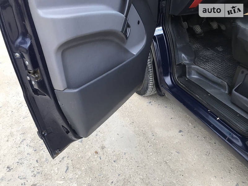 Вантажопасажирський фургон Mercedes-Benz Vito 2001 в Дунаївцях фото 12 Вантажопасажирський фургон Mercedes-Benz Vito 2001 в Дунаївцях