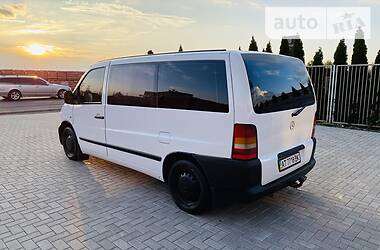 Вантажопасажирський фургон Mercedes-Benz Vito 2002 в Ужгороді