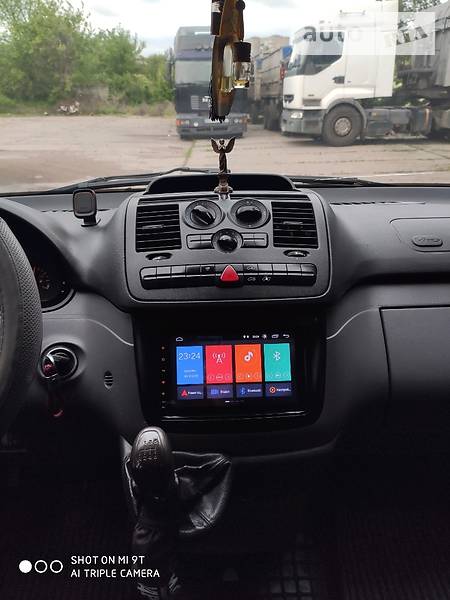 Вантажопасажирський фургон Mercedes-Benz Vito 2005 в Первомайську фото 12 Вантажопасажирський фургон Mercedes-Benz Vito 2005 в Первомайську