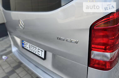 Вантажопасажирський фургон Mercedes-Benz Vito 2015 в 