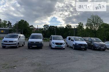 Вантажопасажирський фургон Mercedes-Benz Vito 2016 в 